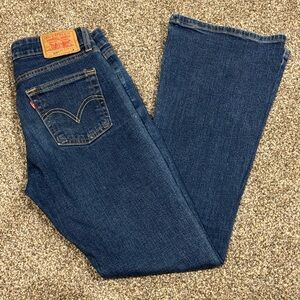 Levi's 519 Women Low Flare Stretch Medium Wash Blue Denim Jeans (size 3 JR Med)